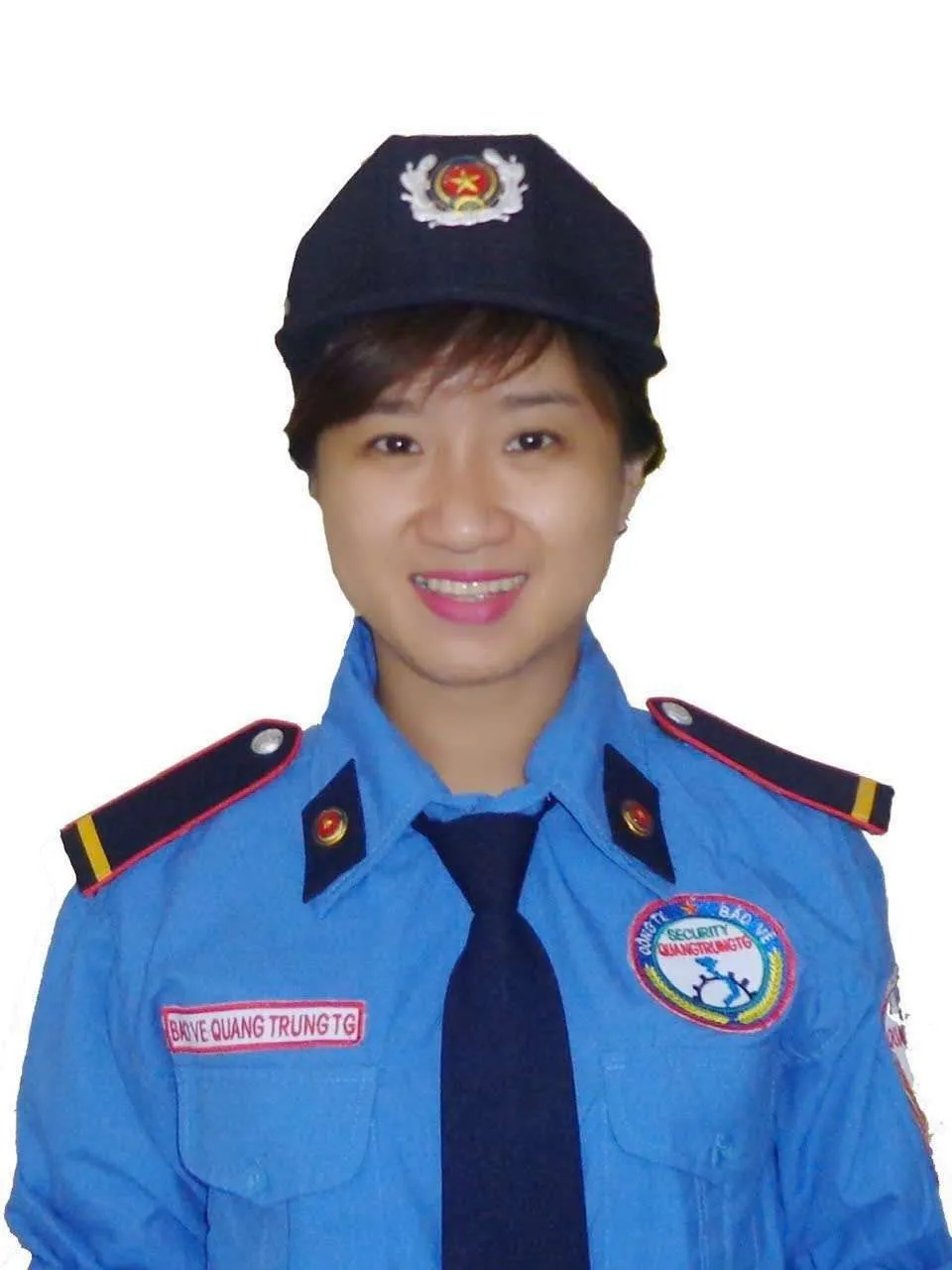 NỤ CƯỜI CỦA NGƯỜI BẢO VỆ LÀM TĂNG NGUỒN KHÁCH CHO CHỦ